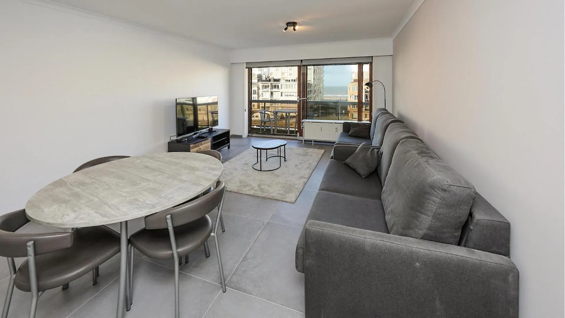 Awesome Apartment In Oostende With Wifi contacts